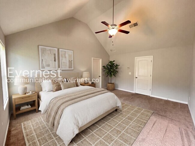 Photo - 3 Bed/2.5 Bath Town Home with Garage / Pet-Friendly / Available Now!