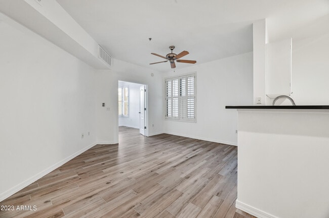 Photo - 1701 E Colter St Unit 312