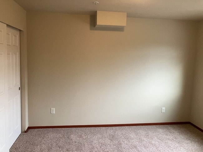 Photo - Windsor Place Apartments