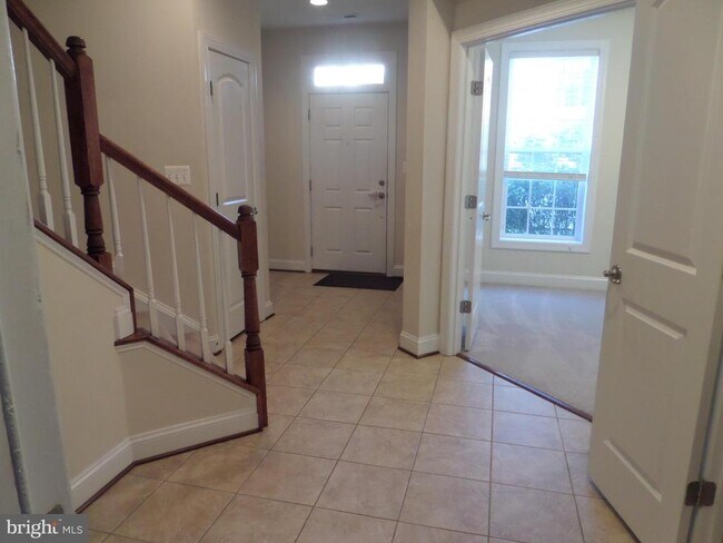 15998 Greymill Manor Dr