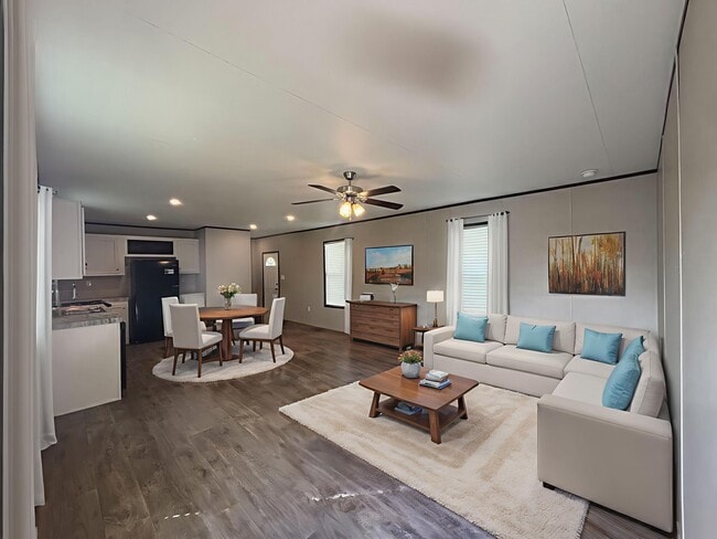 Building Photo - 203 Linda St