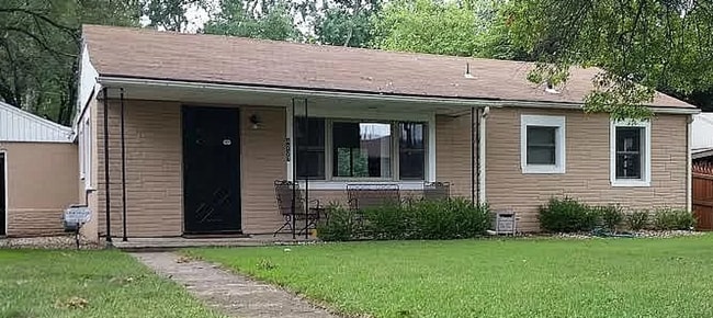Building Photo - 4227 SW Drury Ln