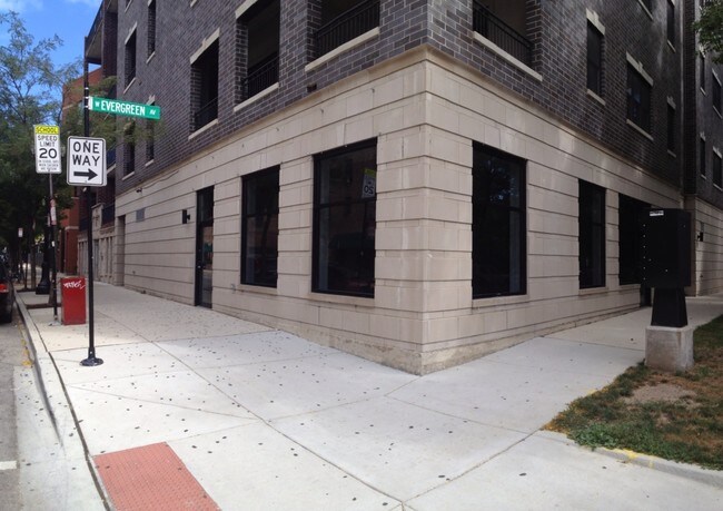 Photo - 340 W Evergreen Ave