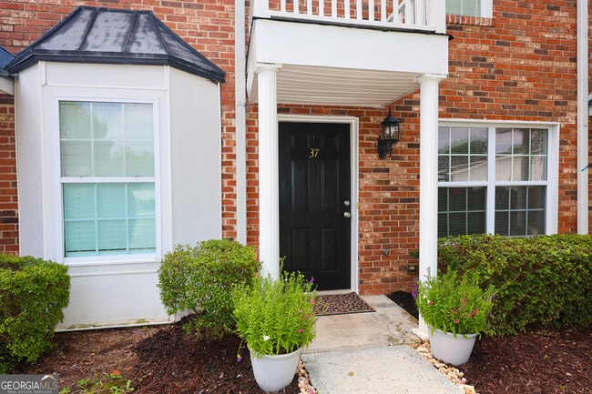 Photo - 37 Intown Pl