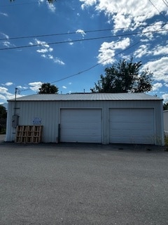 Building Photo - 2226 Burlington Ave Rental