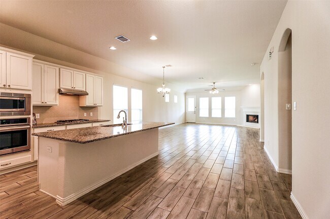 Photo - 28231 Moon Portrait Ln