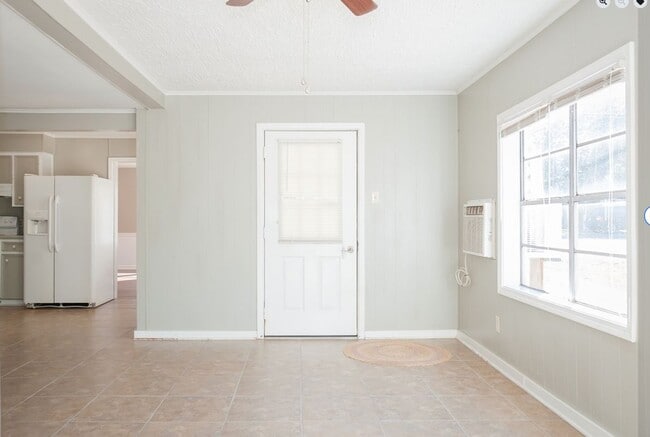 Photo - 104 Bingham Ave