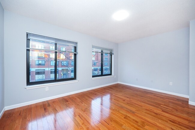 Photo - 29 Brainerd Rd Unit T8