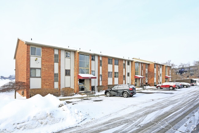 Photo - Bloomfield on Square Lake