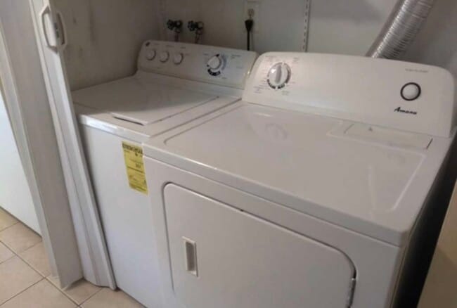 Photo - 743 Jackson St