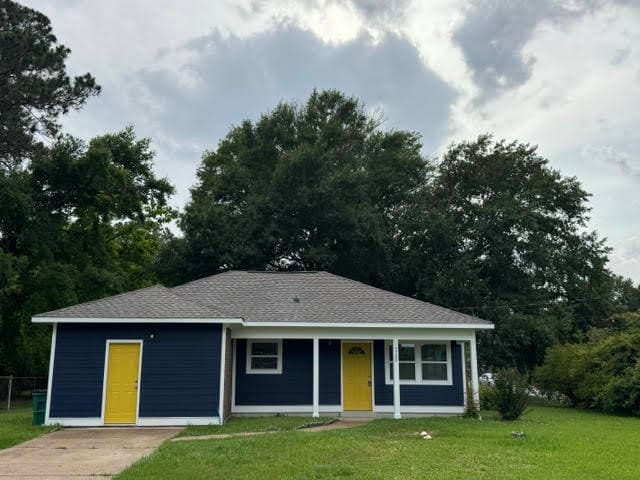 Building Photo - 5700 Eastwood Dr