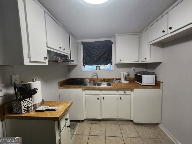 Photo - 917 Oakview Ave Unidad E