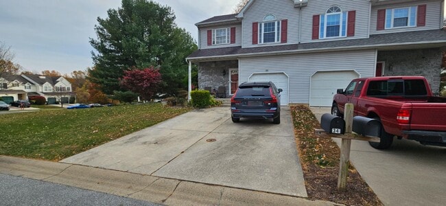 Photo - 34 Degas Cir