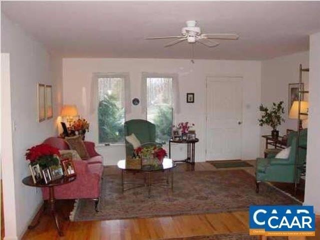 Photo - 429 Logtrac Rd