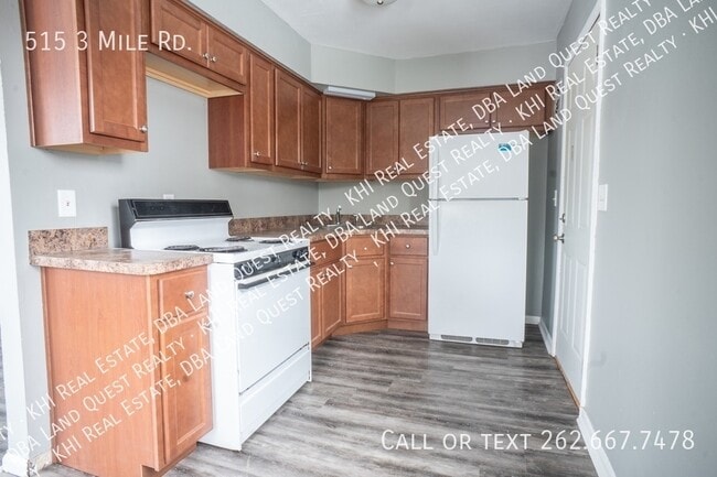 Photo - 515 3 Mile Rd