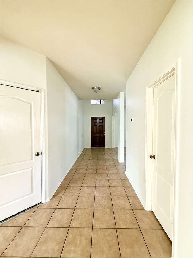 Photo - 24623 Colonial Maple Dr