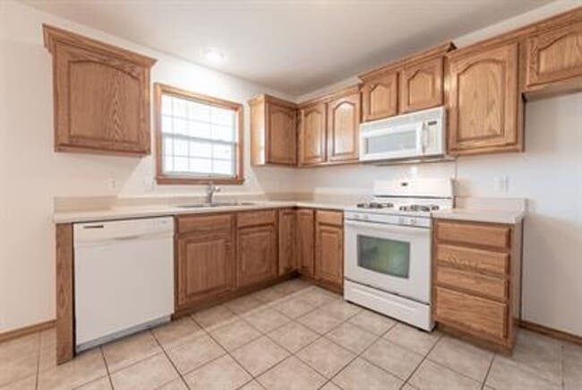 Photo - Wonderful Republic Home!