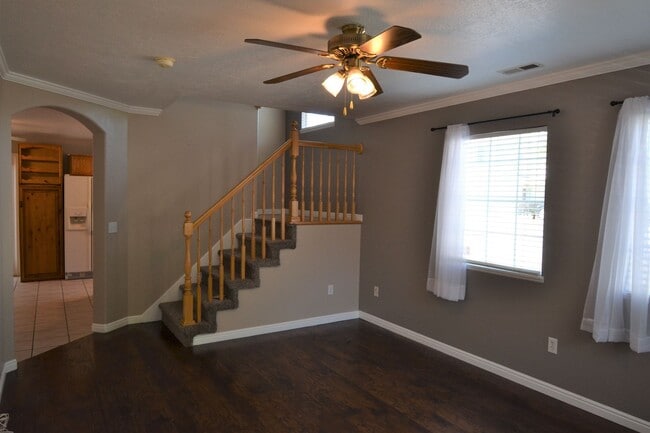 Photo - Adorable 3 Bed 2 Bath Townhouse in West Valley!!!