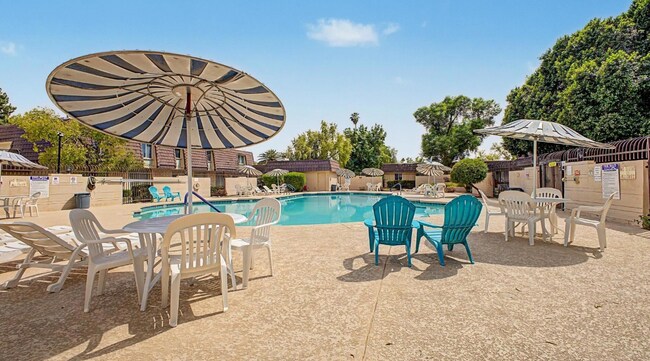 Photo - 1623 E Malibu Dr