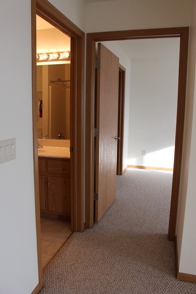 Wyldewood Village Apartments For Rent in Oshkosh, WI