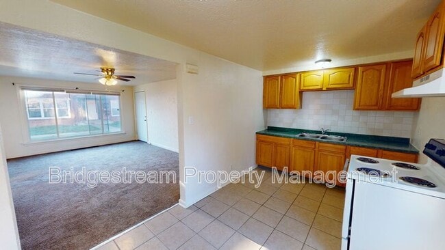 Building Photo - 1317 Salem Ave Rental