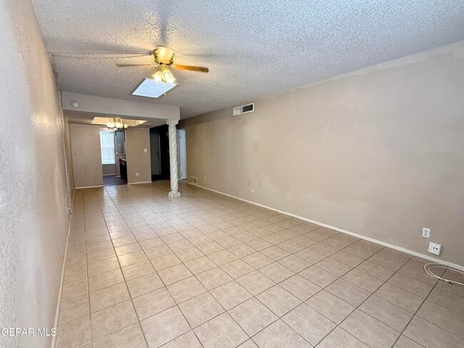 Photo - 3112 Wayside St