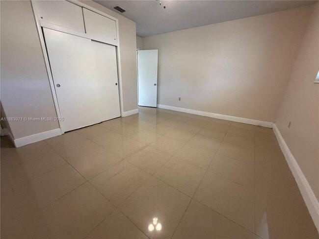 Photo - 3 bedroom in Miramar FL 33023