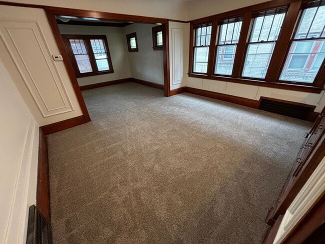 Photo - 3927-3929 N. 17th Street Unit 3927 N. 17th Street - Lower