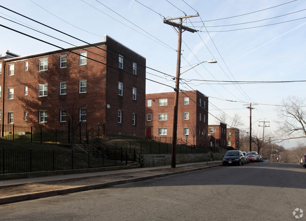 Garfield Hill Apartments - Garfield Hill Apartments