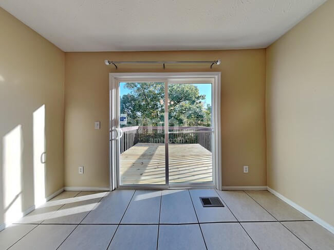 Photo - 132 Hitching Post Pl