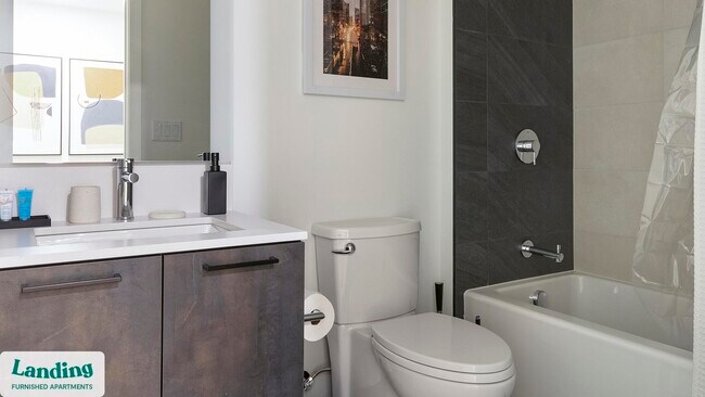 Photo - 632 Howard Rd SE Unidad 332