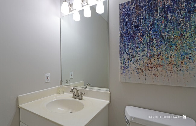 Photo - 1277 Queen Ann Ln
