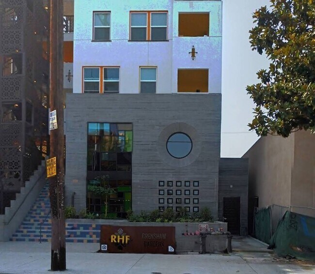 Photo - 3411 Crenshaw Blvd