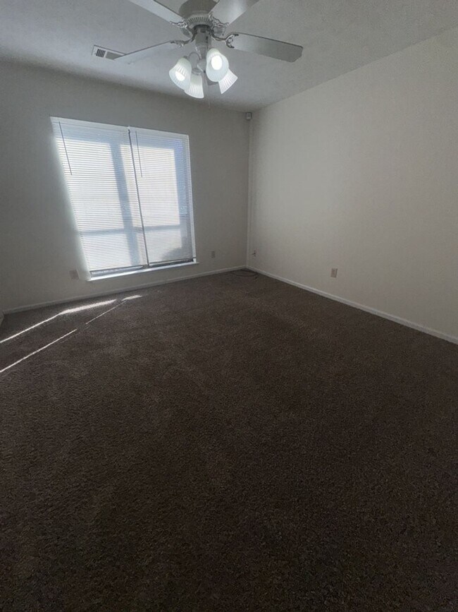 Photo - r3801d Unidad A