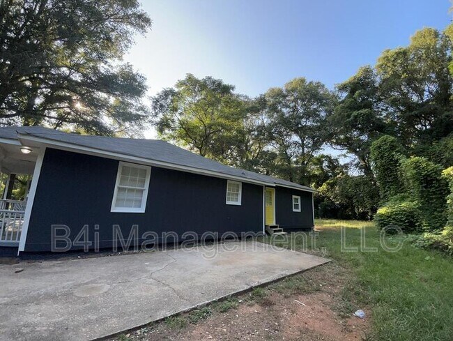 Photo - 121 Cedar St