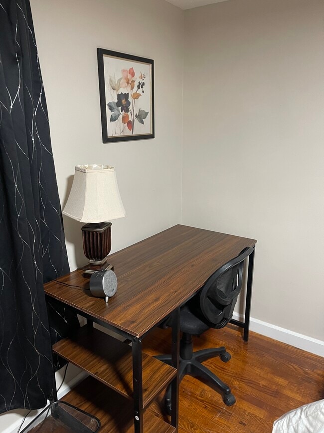 Photo - 779 Southbridge St