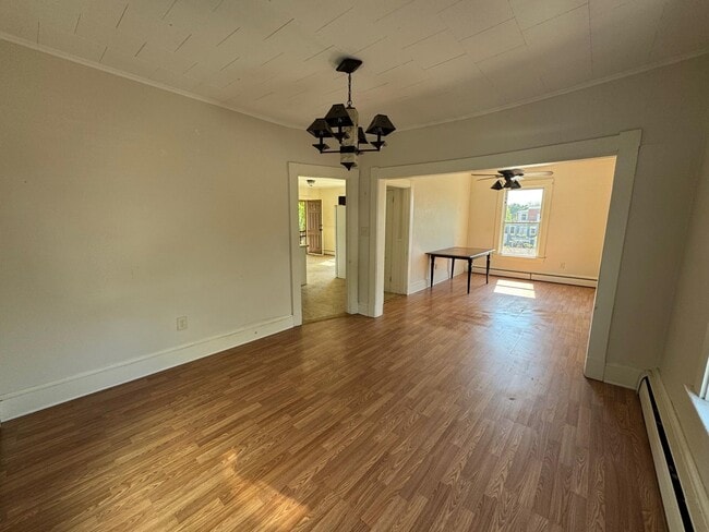 Photo - 932 Lisbon St Unit #2