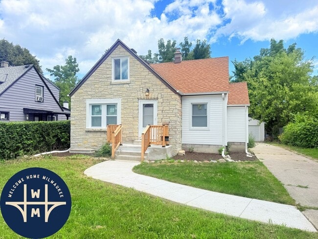 Building Photo - 5256 N 51st Blvd