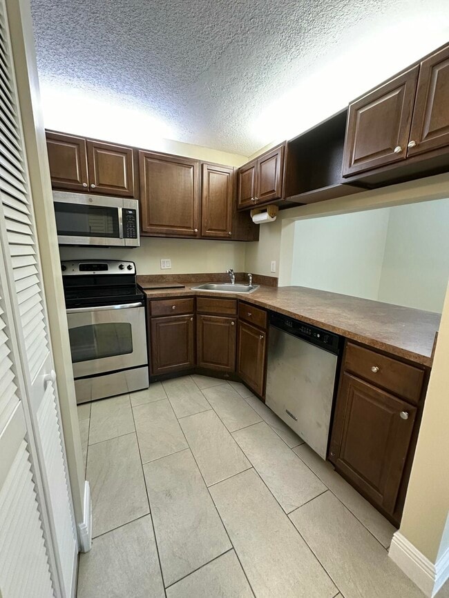 Photo - 202 Foxtail Dr Unit A1