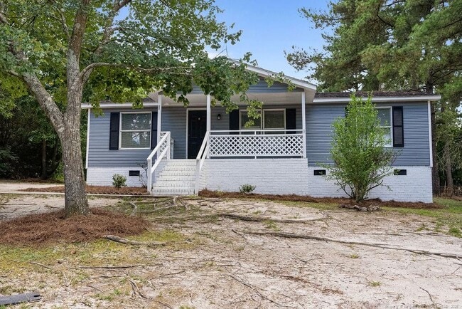 Building Photo - 423 Mcdougald Dr Rental