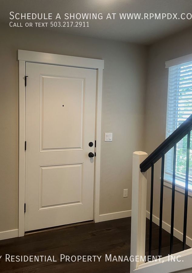 Photo - 14075 SW Compass Dr