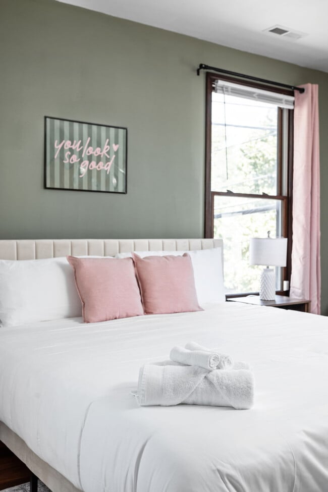 Photo - 525 E North St Unidad ID1303767P