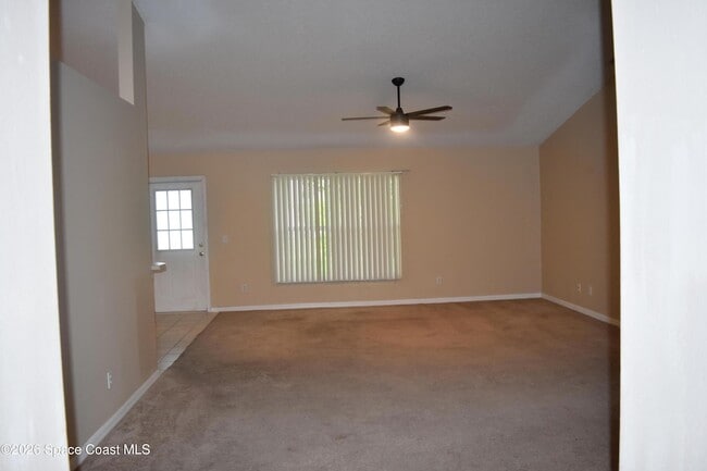 Photo - 154 Bamboo Ave SE