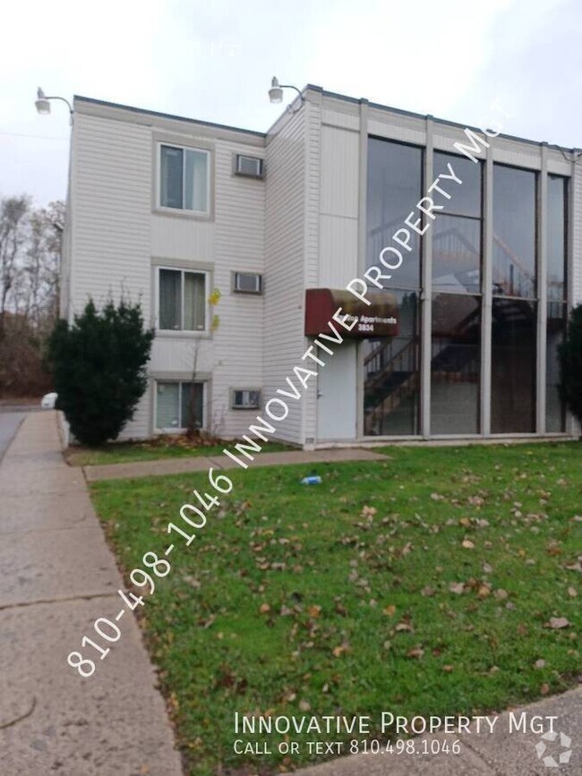 Building Photo - Large 1 bed apartment. Heat and water incl... Unit C1