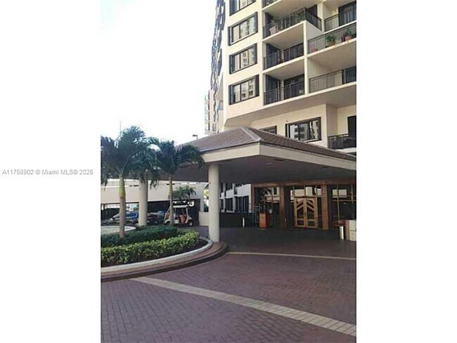 Building Photo - 540 Brickell Key Dr Unit 410 Rental