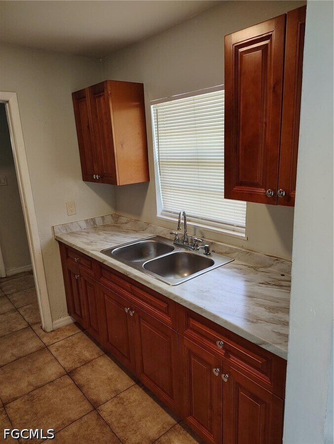 Photo - 2709 Jackson St