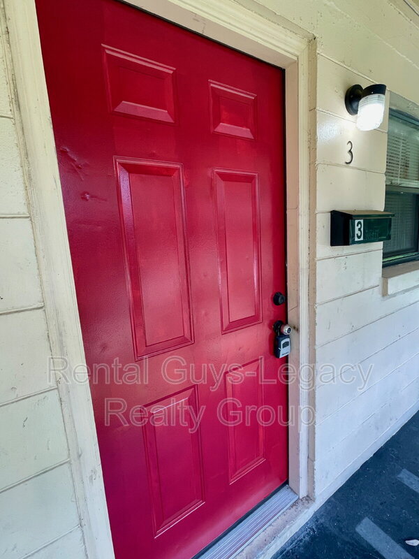 Photo - 1738 Wright Ave Unit #3