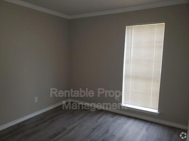 Building Photo - 325 Boulder Ct Rental