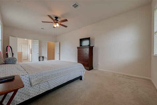 Photo - 621 Rocky Hollow Ln