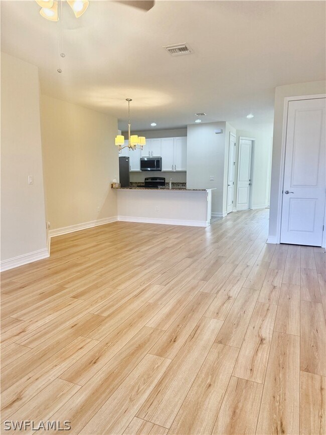 Photo - 7776 Bristol Cir